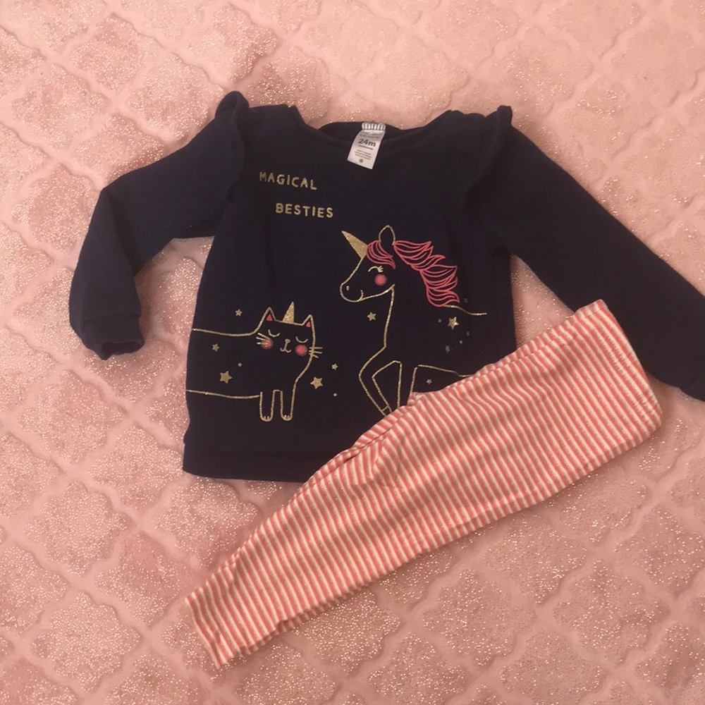 Carter’s 24 month sweater and pants set